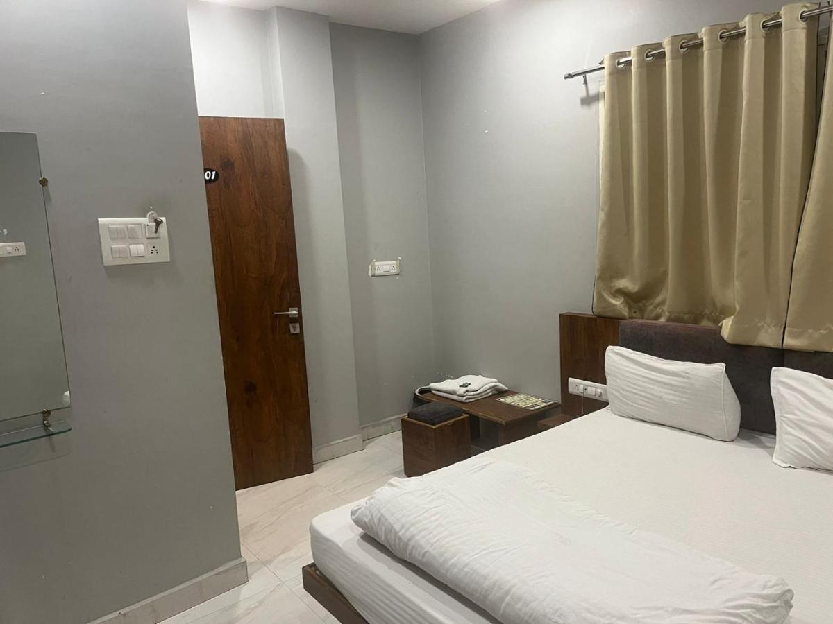 Hotel Shankar Ujjain Εξωτερικό φωτογραφία